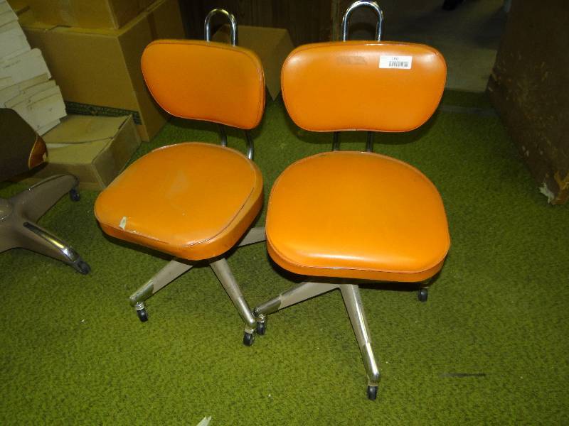 lot 1162 image: 2 Matching Orange Chairs.