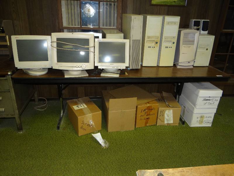 lot 1178 image: Table No Contents.