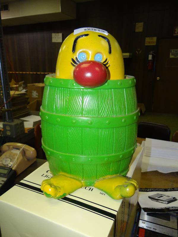 lot 1180 image: Cute Bank.