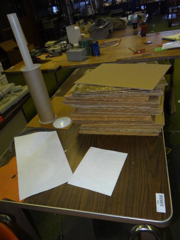 lot 1193 image: Table WContents.