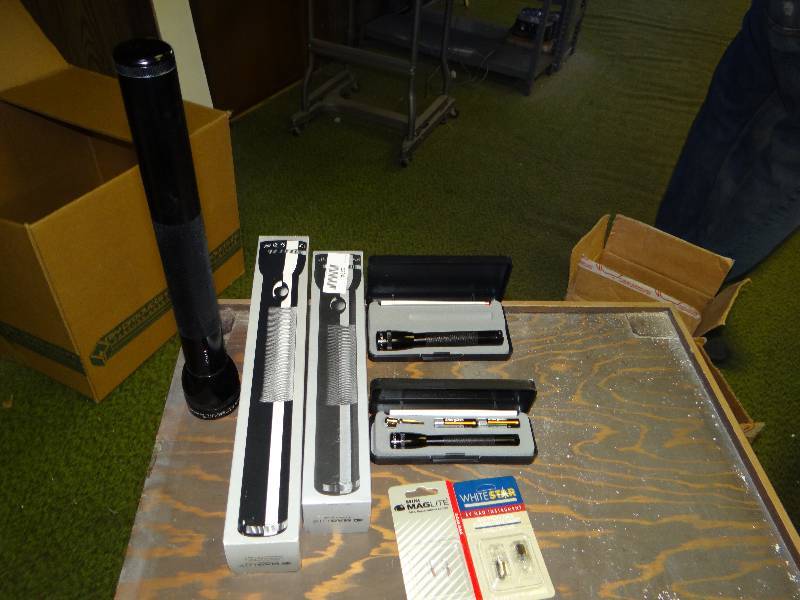 lot 1224 image: New Set Of Assorted Mag Lite & Accessories.