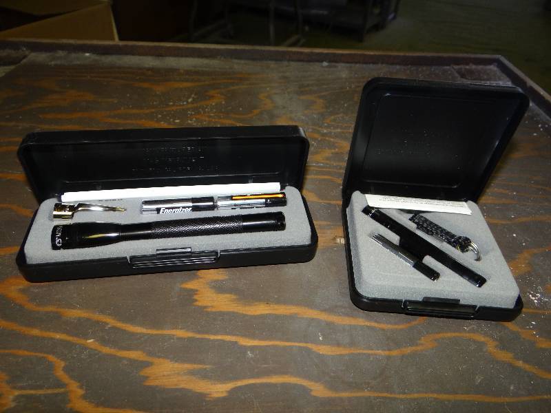 lot 1241 image: 2 New Mag Lite In Case.