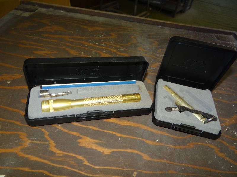 lot 1252 image: 2 New Mag Lite In Case.