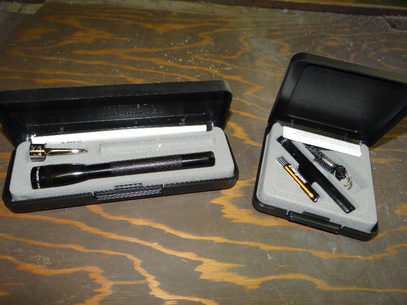 lot 1256 image: 2 New Mag Lite In Case.