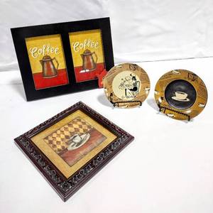 lot 15785 image: Coffee Decor Lot - (2) 5 Decorative Mini Plate Candleholders, Paris Caf  & 2 Wall Hangings