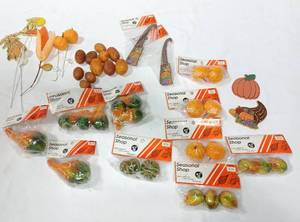 lot 15832 image: Lot of Small Fall Decorations for Wreaths, Flower Arrangements and More