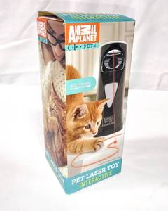 lot 15853 image: Animal Planet Pets Auto Motion Interactive Pet Laser Toy
