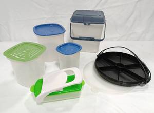 lot 15867 image: Lot of Rubbermaid Storage Containers wLids, a 12 Divided StorageServing Container & A Munchkin Fresh Food Chopper