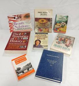 lot 15877 image: Lot of 8 Miscellaneous Books - Vintage & Newer