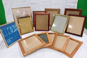 lot 15885 image: Lot of 14 Wood & Other Wall Mounting & Self-Standing Picture Frames - Most are 8 x 10