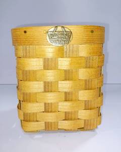 lot 15899 image: Peterboro Collectible Medium Size, Personal Wood Storage Basket - 7 H X 6 W x 6 D