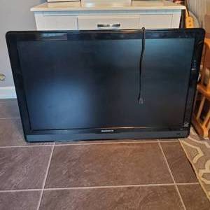 lot 2009 image: Magnavox TV