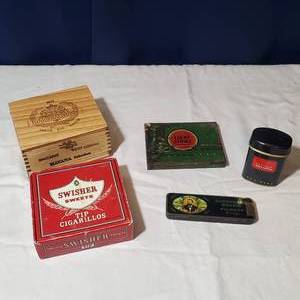 lot 2015 image: Vintage Tobacco Lot
