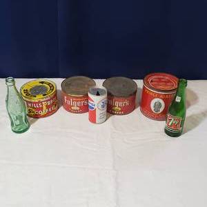 lot 2031 image: Vintage Tins and Bottles