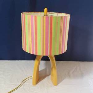 lot 2053 image: Yellow Arch Lamp - 18 Tall