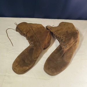 lot 2065 image: Moccasin-Style Boots