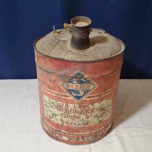 lot 2079 image: Skelly OilGas Can