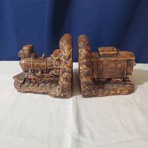 lot 2115 image: Large Train Bookends
