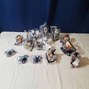 lot 2135 image: Star Wars McDonalds Toys Bundle