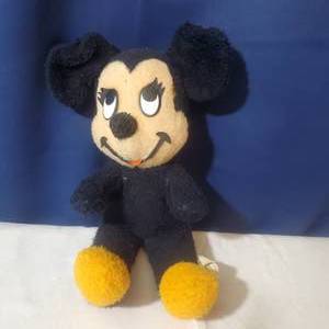 lot 2151 image: Walt Disney Productions Minnie Mouse Plush
