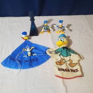 lot 2153 image: Walt Disney Donald Duck Bundle
