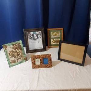lot 2200 image: Picture Frame Lot