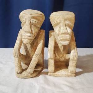 lot 2202 image: Tiki Sculpture Bookends - Very Heavy