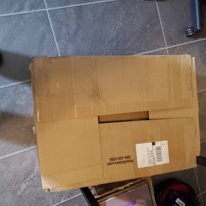 lot 2220 image: Vinyl Record Shipping Boxes 70 Boxes