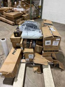lot 9 image: Automotive Item Pallet