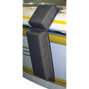 lot 3058 image: Hull Hugr Contour Fender, Black, 24�� long x 6�� wide x 2 12�� thick. (HH-1CB) (B000OF3J22)