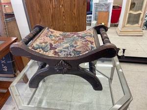 lot 7008 image: vintage foot stool