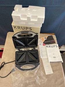 lot 44628 image: new krups sandwich press