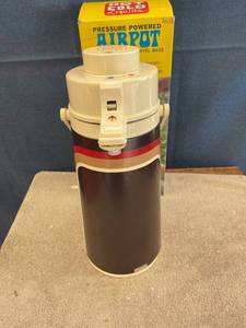 lot 44632 image: air pot