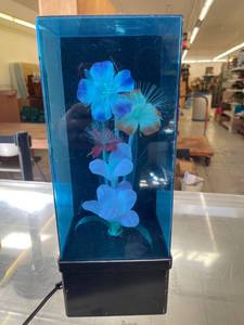 lot 44655 image: working vintage fiber optic flower box