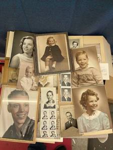 lot 44662 image: lot of old pictures