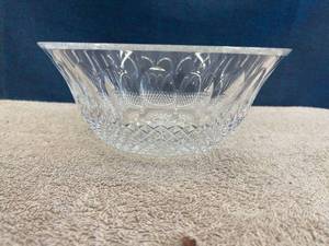 lot 44710 image: large crystal bowl