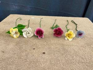 lot 44721 image: vintage ceramic flower