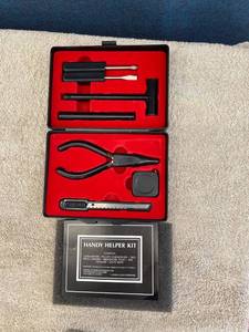 lot 44790 image: tool kit