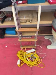 lot 44833 image: boat ladder & 2 ski ropes