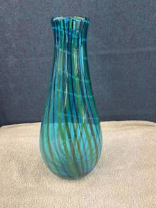 lot 44847 image: blown glass Murano Raffael vase