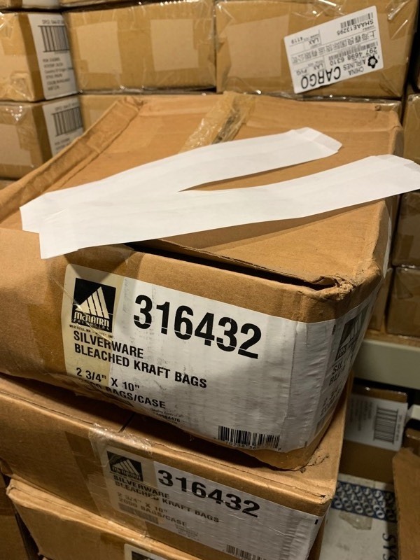 lot 111 image: 2 New Boxes of 4000 Total McNairn Silverware Bleached Kraft Bags 2-34x10