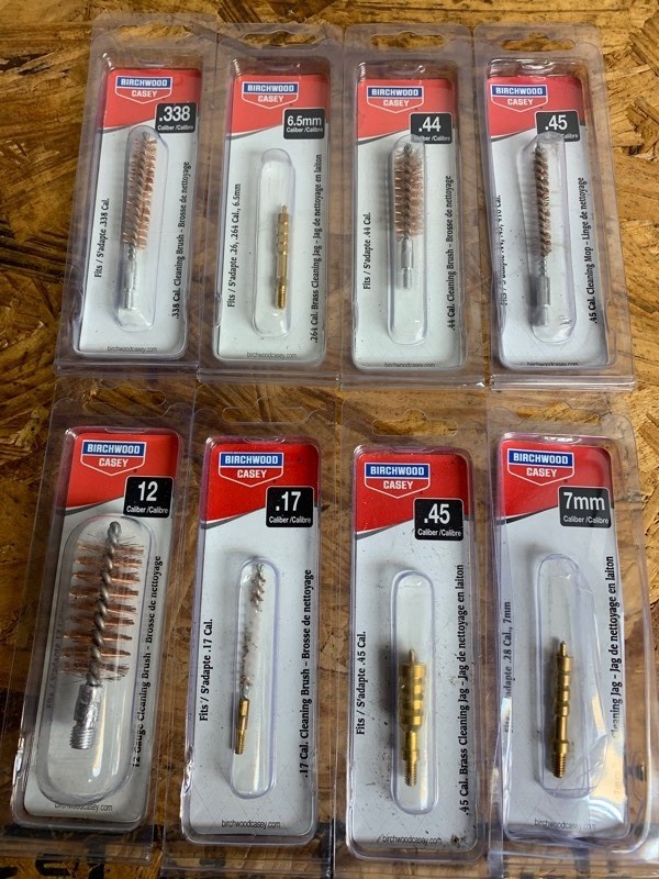 lot 334 image: New Bundle of 8 Birchwood Casey Gun Cleaning Tools (B)