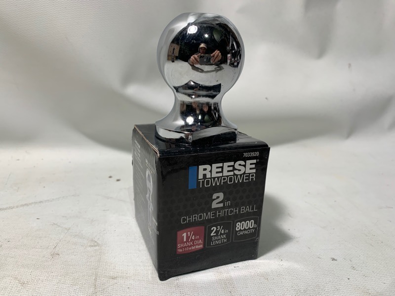 lot 331 image: 1 New R&T 2 Chrome Hitch Ball