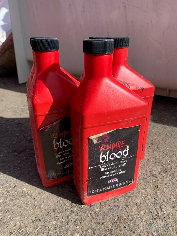 lot 317 image: 5 Bottles of Realistic Vampire Blood