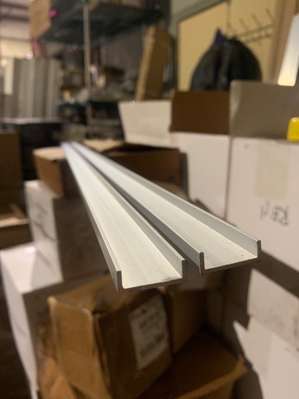 lot 669 image: 2 New Aluminum 1x72 U Bar Trim Pieces