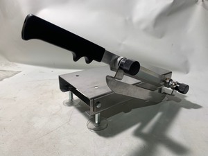 lot 36 image: Baoshisan Manual Meat Chopper
