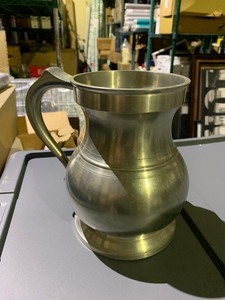 lot 45 image: Classic Vintage English Pewter Piece Lot 3