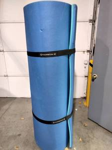 lot 39059 image: Floating Oasis Water Pad  Retails for $269.98