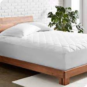 lot 25802 image: Queen Size Fitted Mattress Toper