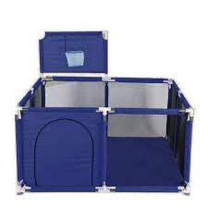 lot 1547 image: Play Pen w Basketball Hoop